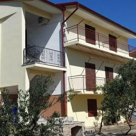 Jure Erceg Apartment Starigrad Paklenica Exteriér fotografie